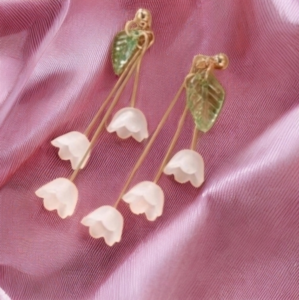 ANTHROPOLOGIE FLORAL BELLS DROP EARRINGS